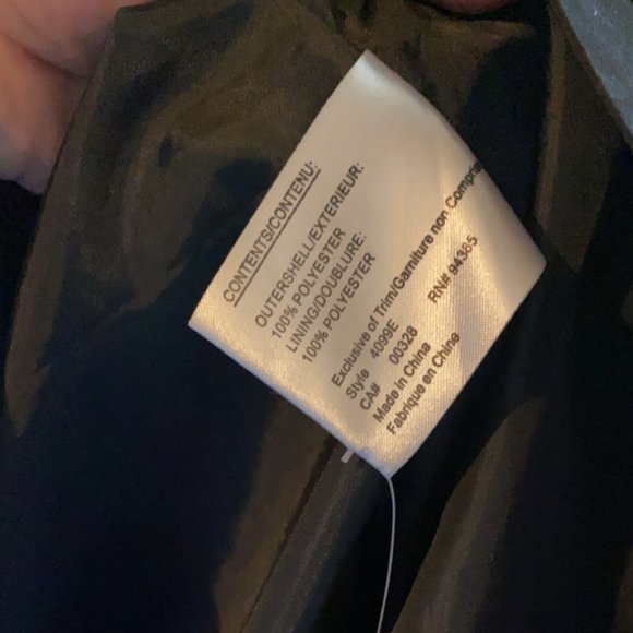 Black dressy rain coat - size 6 - Picture 3 of 7